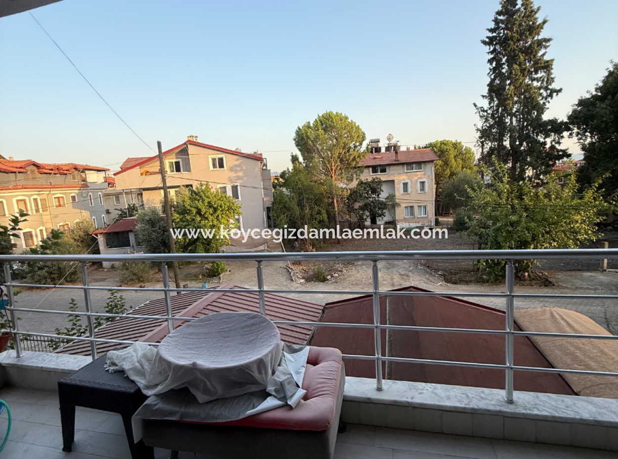 Penthouse-Maisonette-Wohnung Zum Verkauf 3 1 In Köyceğiz Wohnanlage