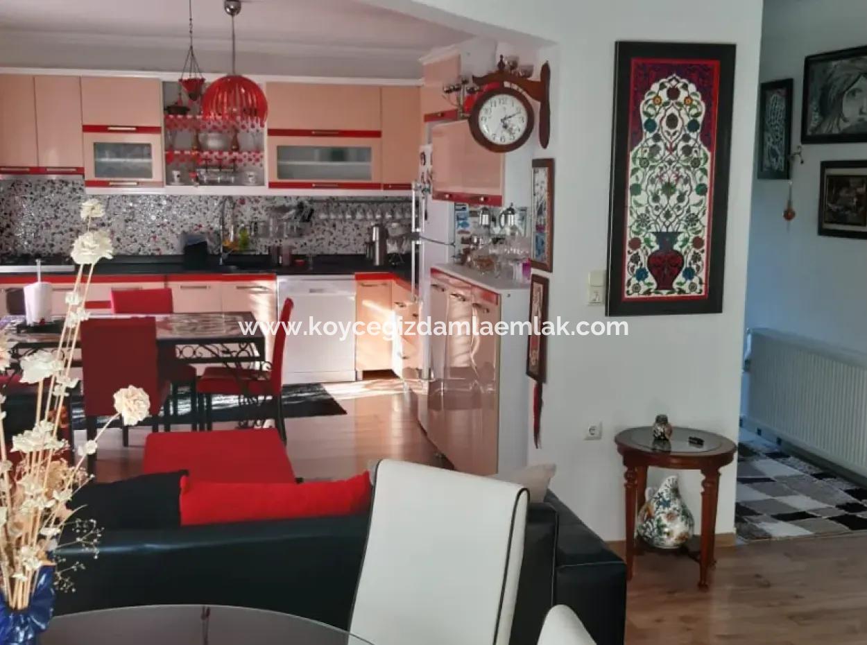 4 1 Triplex Fully Detached Villa For Sale