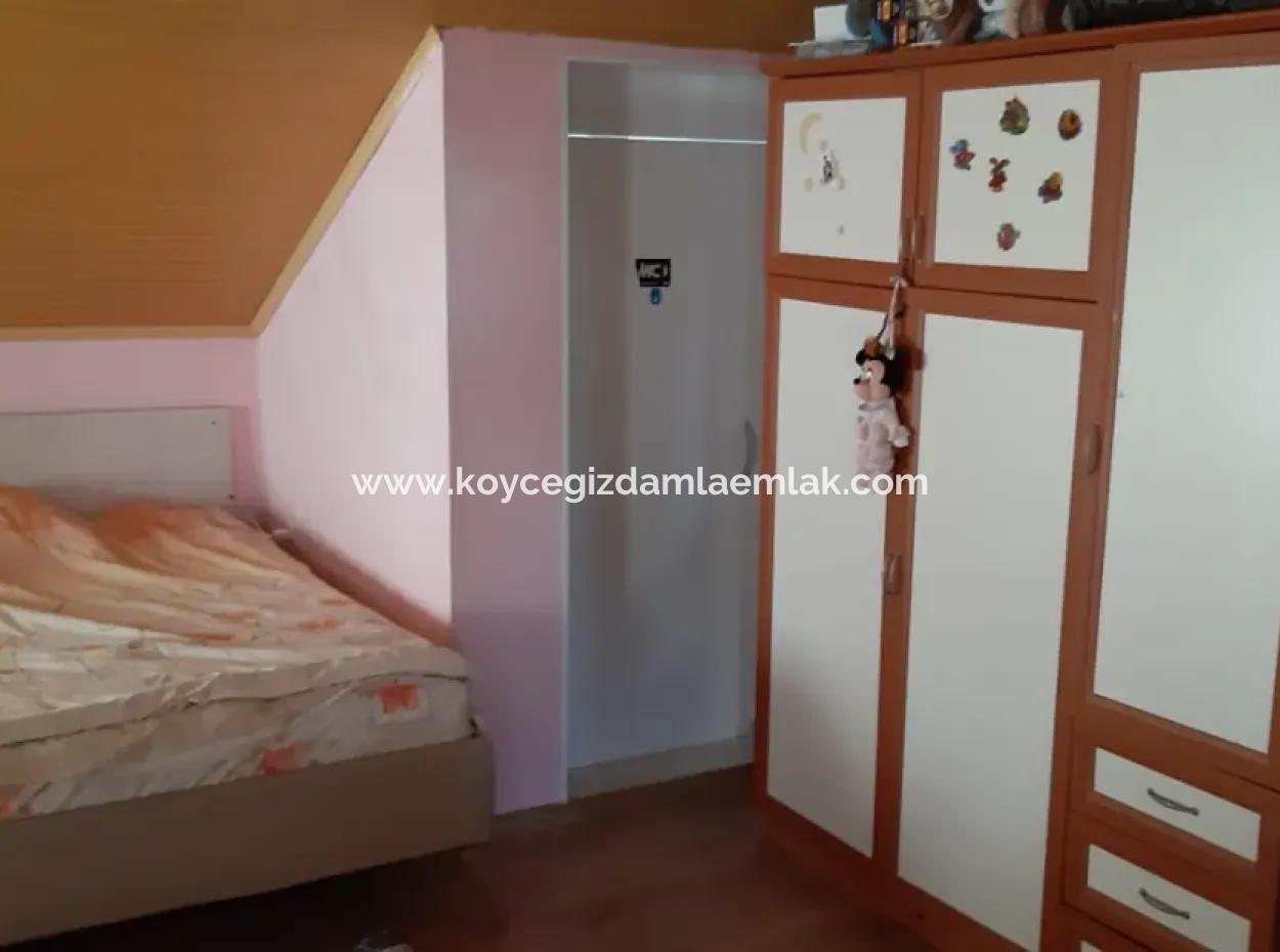 4 1 Triplex Fully Detached Villa For Sale