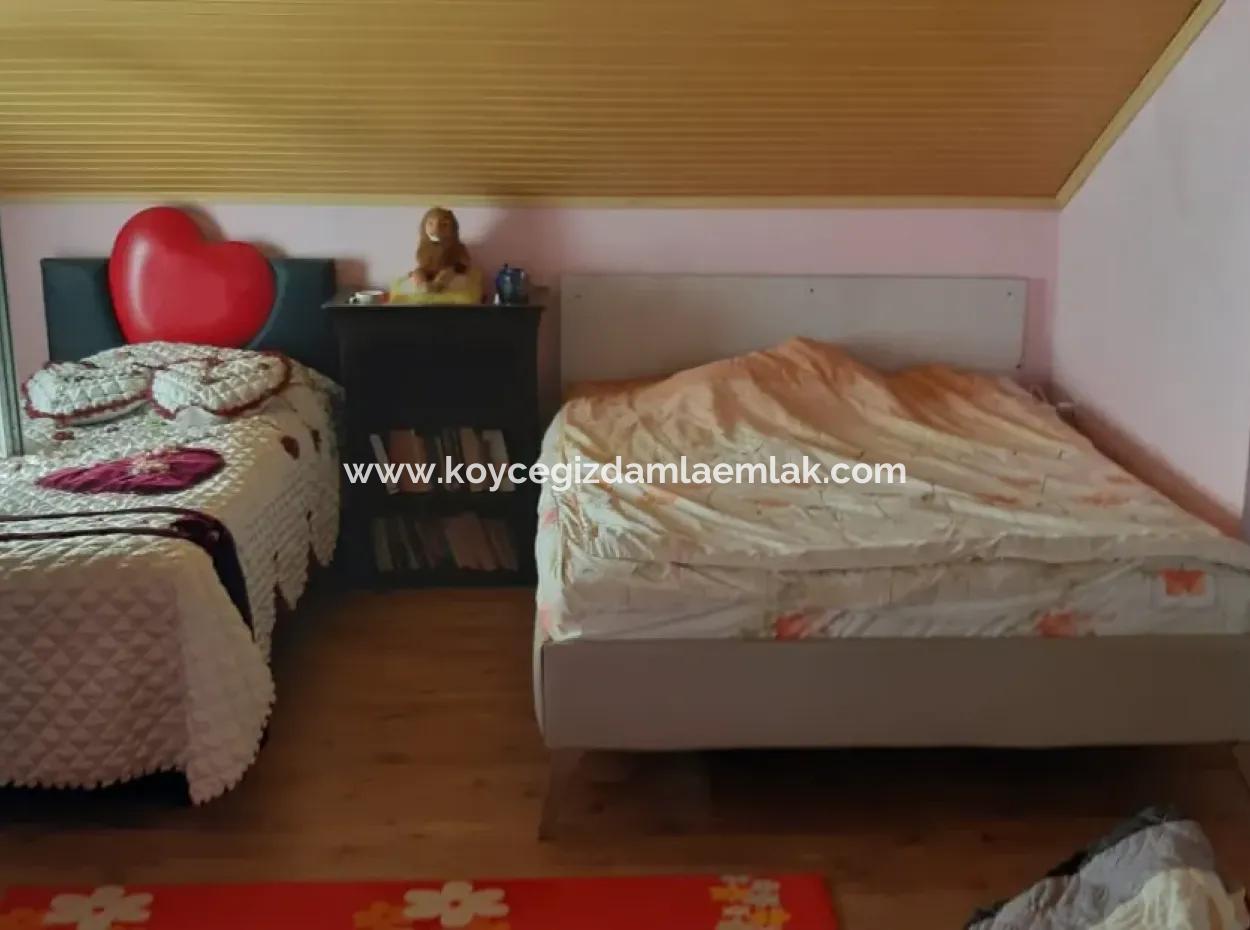 4 1 Triplex Fully Detached Villa For Sale