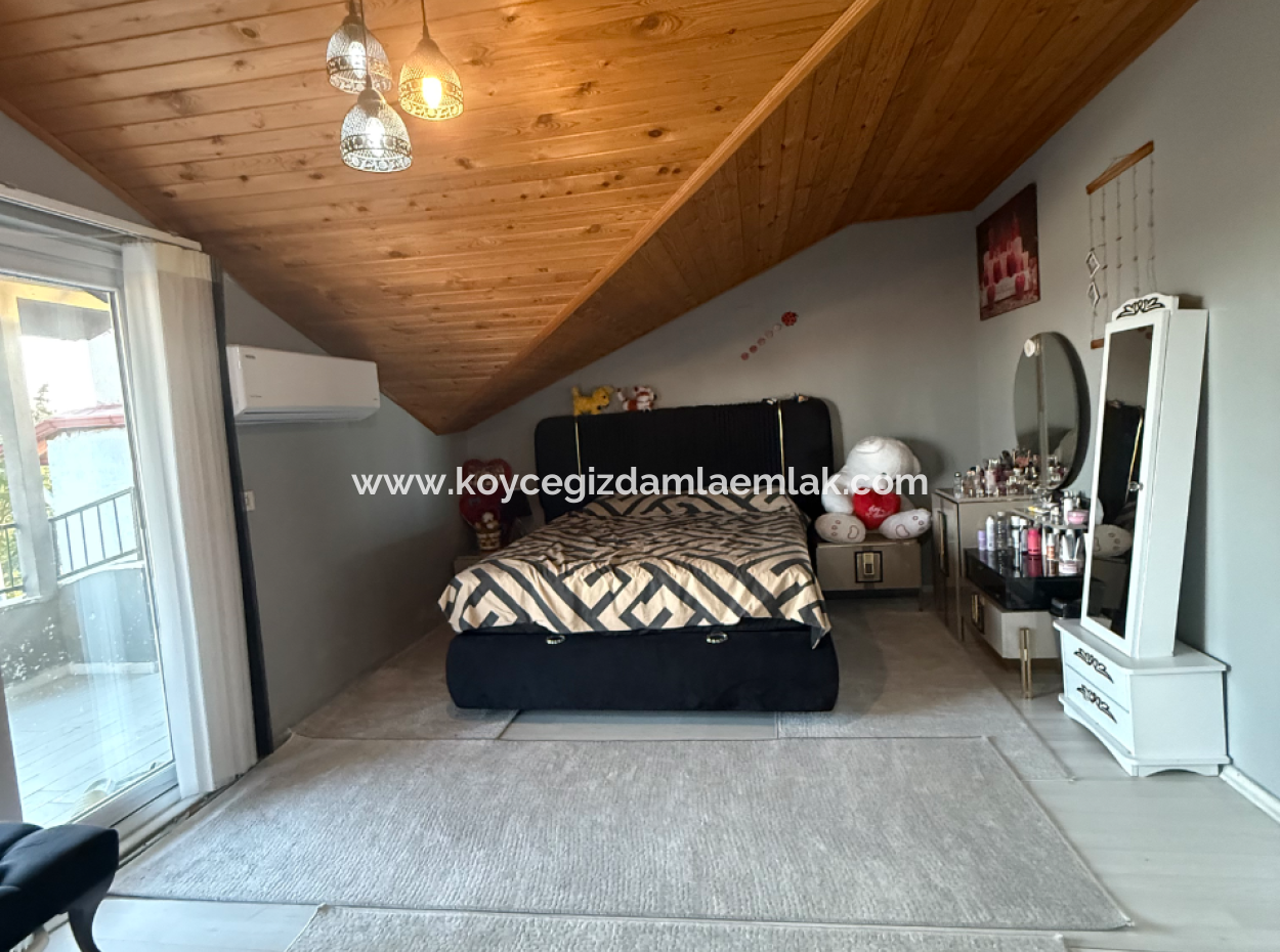 Penthouse Duplex Apartment For Sale 3 1 In Köyceğiz Development