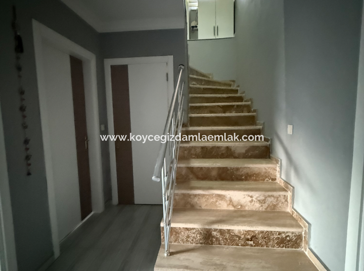 Penthouse Duplex Apartment For Sale 3 1 In Köyceğiz Development