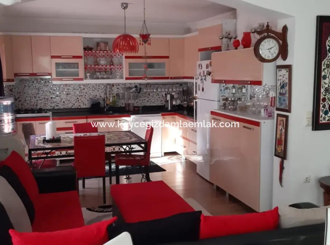4+1 Satılık Triplex Tam Müstakil Villa