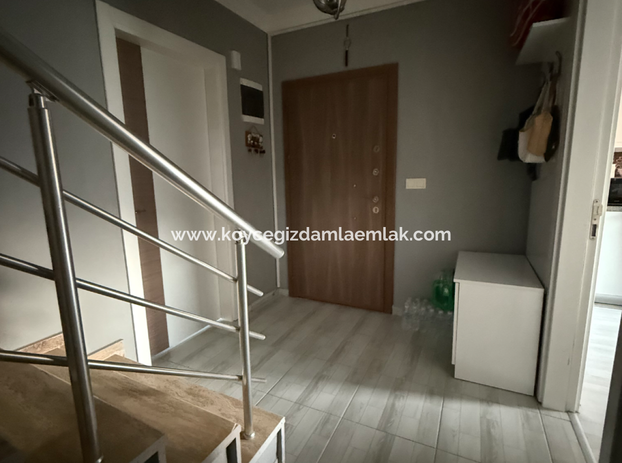Köyceğiz Gelişimde 3+1 Satılık Çatı Dubleks Daire
