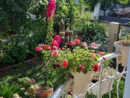 4+1 Satılık Triplex Tam Müstakil Villa