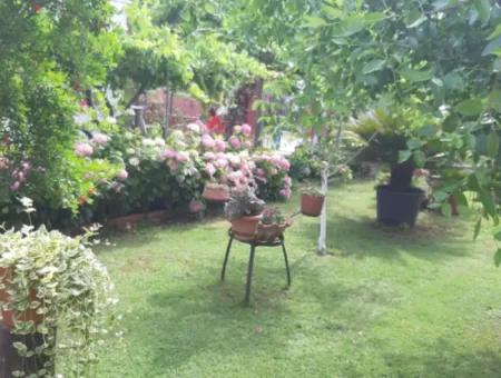 4+1 Satılık Triplex Tam Müstakil Villa