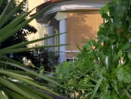 4+1 Satılık Triplex Tam Müstakil Villa